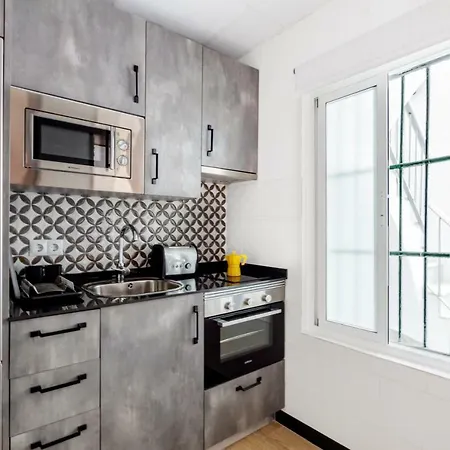 Gadir Central Free Parking Apartment